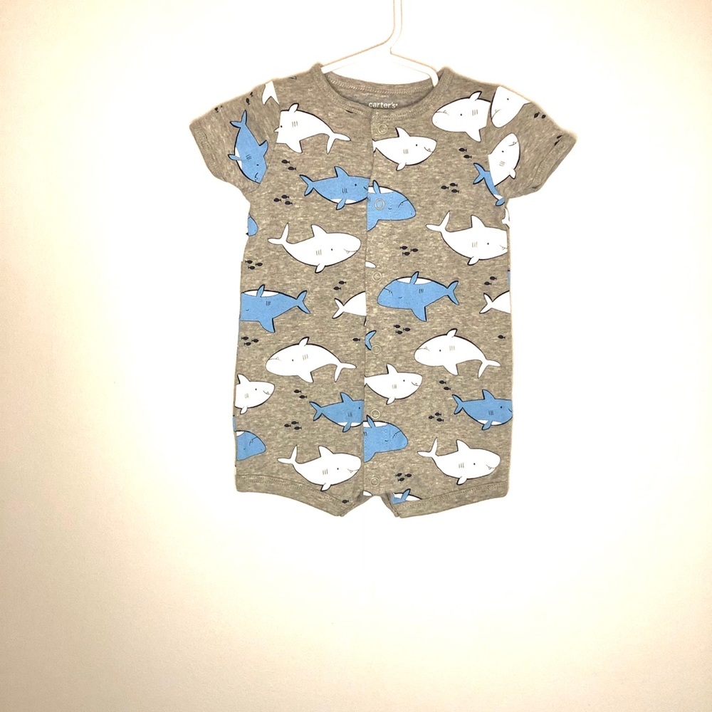 Carter’s button down shark 🦈 romper